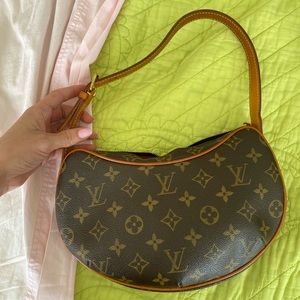 Louis Vuitton Monogram Croissant PM